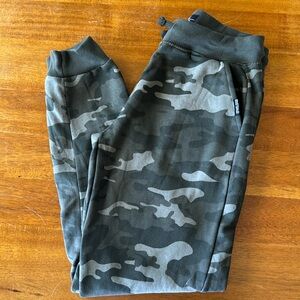 Camo sweat pants boys